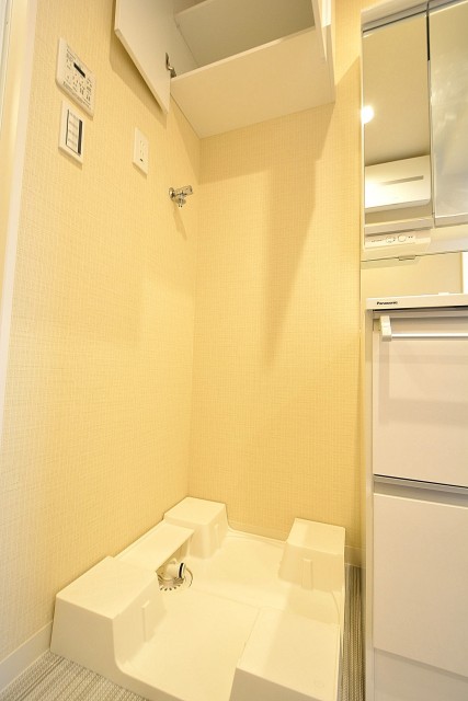 日本橋浜町公園グランドハイツ　洗濯パン