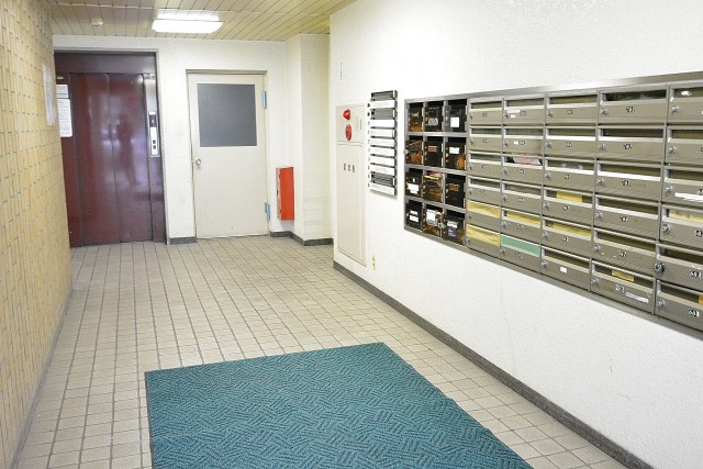 ライオンズマンション神楽坂　エントランスホール