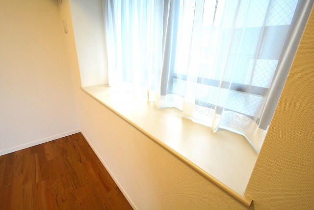 クレストフォルム蒲田　出窓