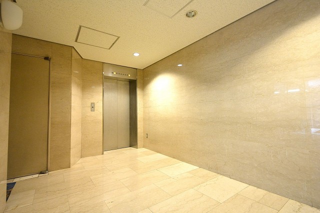 エレベーターホール