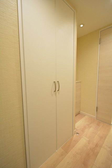 ハイネス文京本駒込　洗濯パン204