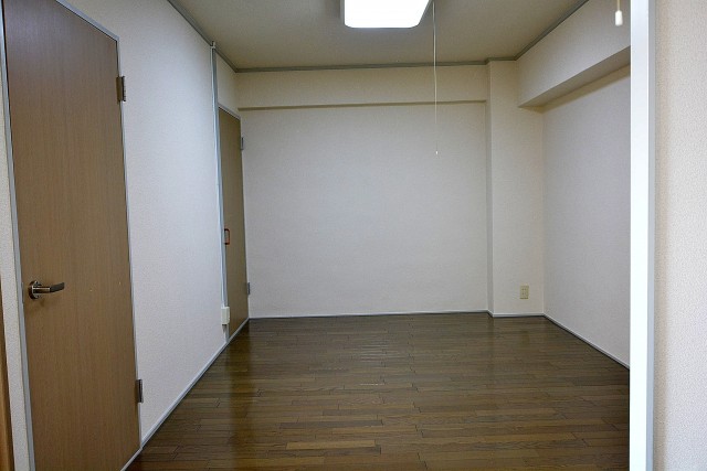 秀和幡ヶ谷レジデンス　ＬＤＫ