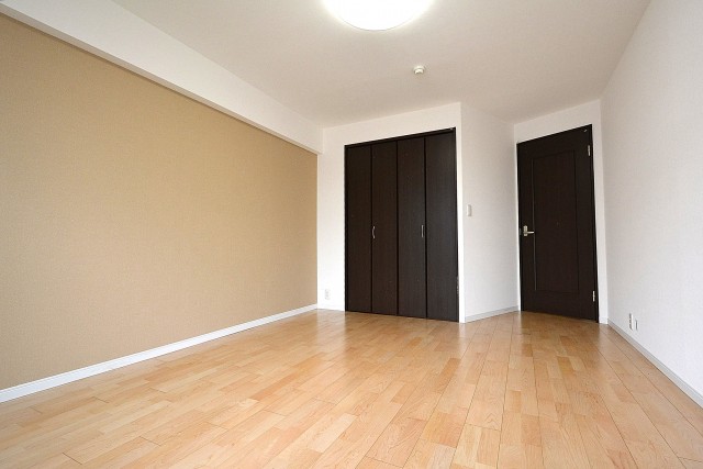 松涛マンション　7.0帖のベッドルーム