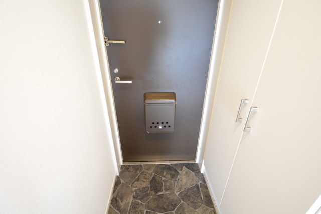 ライオンズマンション北品川第二　玄関