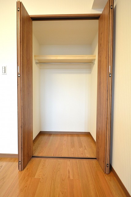 7.4帖のベッドルームのクローゼット