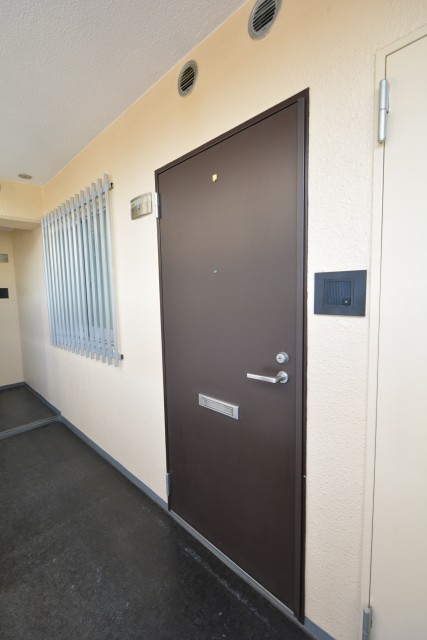 ライオンズマンション北品川第二　玄関扉