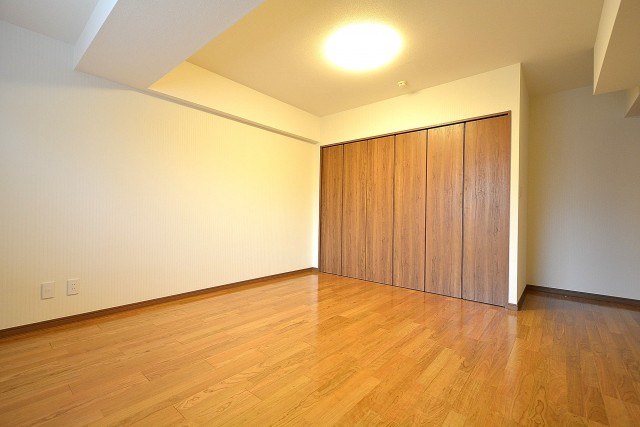 11.7帖のベッドルーム