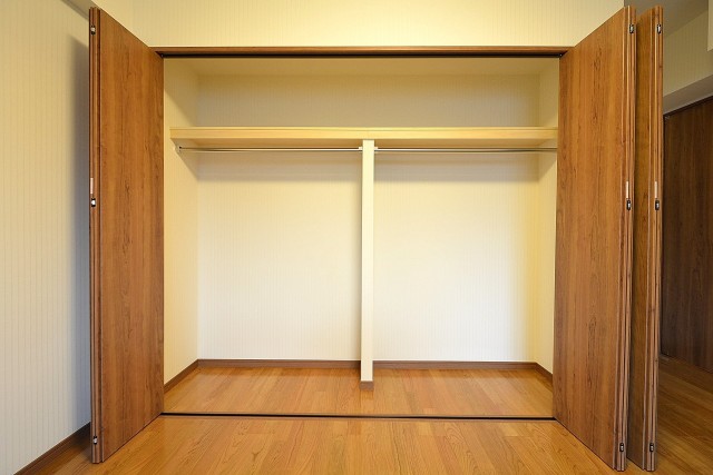 11.7帖のベッドルームのクローゼット
