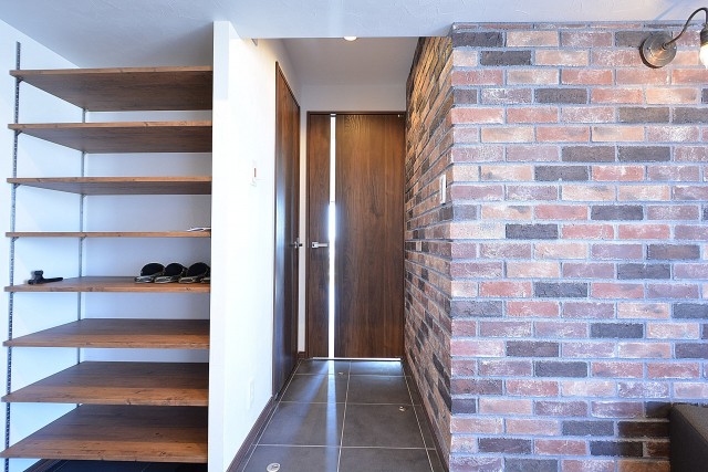 成城エコーハイツ　ＬＤＫ扉