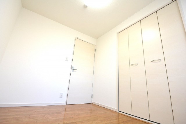 ハイネス文京本駒込　洋室1