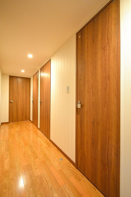 ＬＤＫ側の廊下