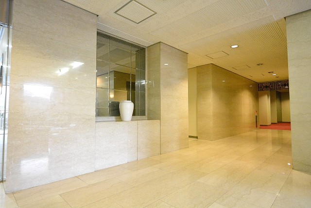 エントランスホール