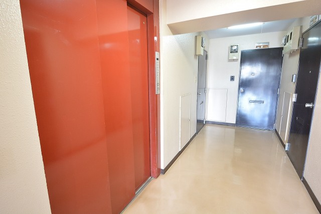 ハイネス文京本駒込　共用廊下