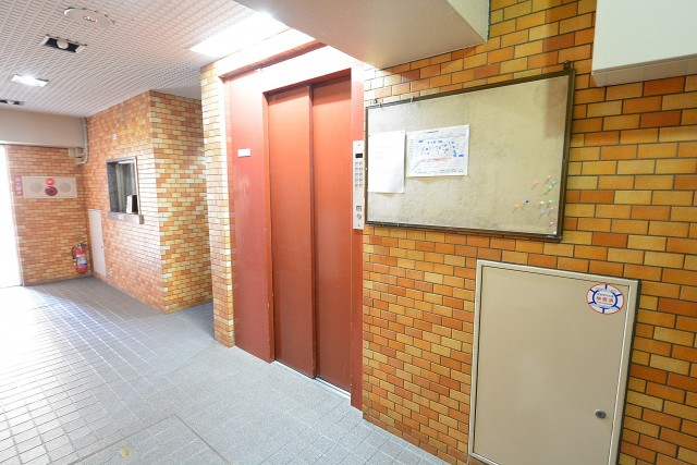 ハイネス文京本駒込　エレベーターホール