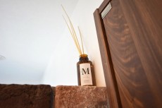 成城エコーハイツ　壁の上