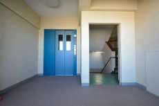 成城エコーハイツ　エレベーター