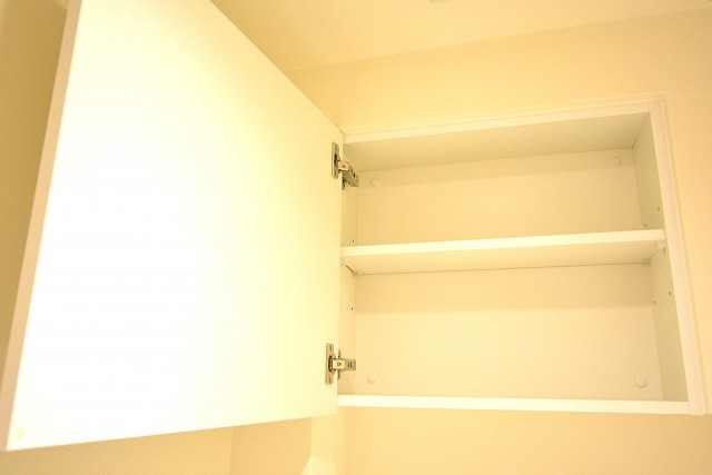 大森西サンハイツ　トイレ収納棚