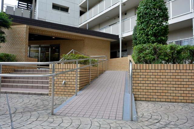 多摩川芙蓉ハイツ　エントランス