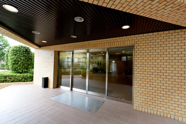 多摩川芙蓉ハイツ　エントランス