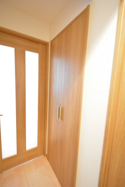 多摩川芙蓉ハイツ　廊下収納