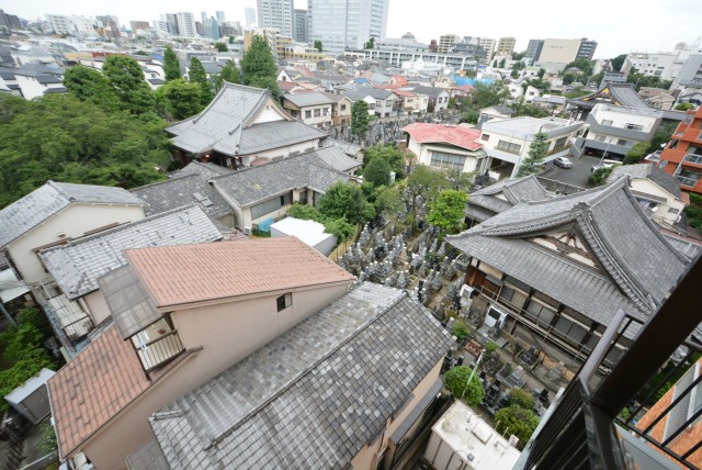 ハイネス文京本駒込　非常階段