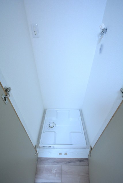 ハイネス文京本駒込　洗濯機置場