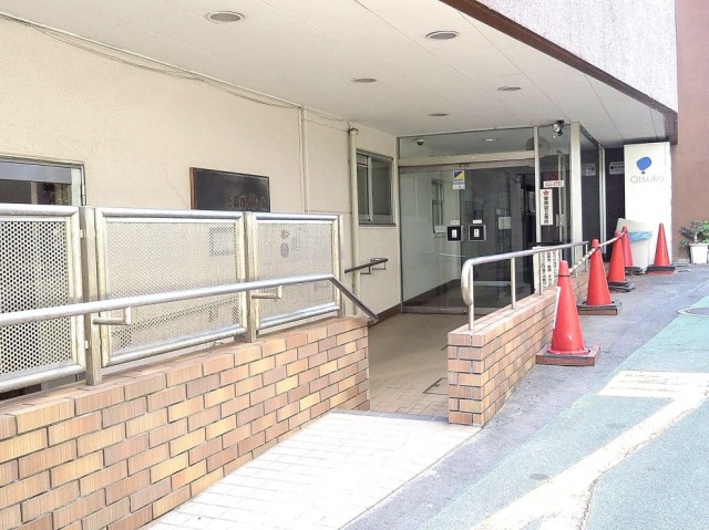 上馬ハイホーム　アプローチ