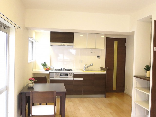 マンション高田馬場　リビングダイニング