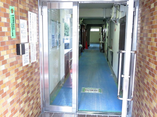 マンション高田馬場　エントランス