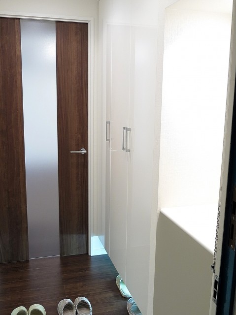 ニューライフ西早稲田　玄関