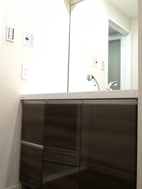 ニューライフ西早稲田　洗面台