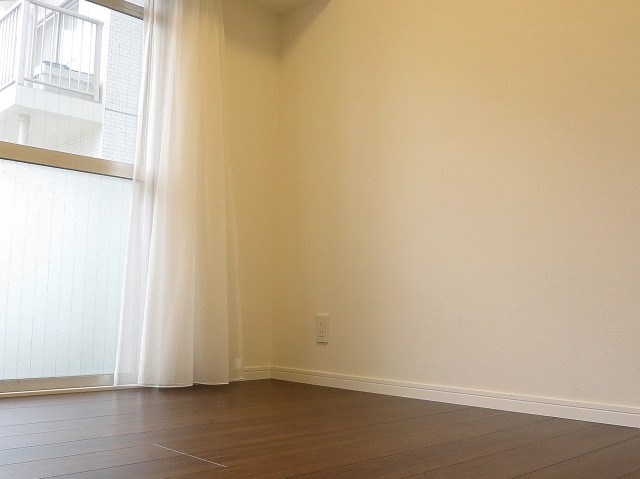 ニューライフ西早稲田　洋室②