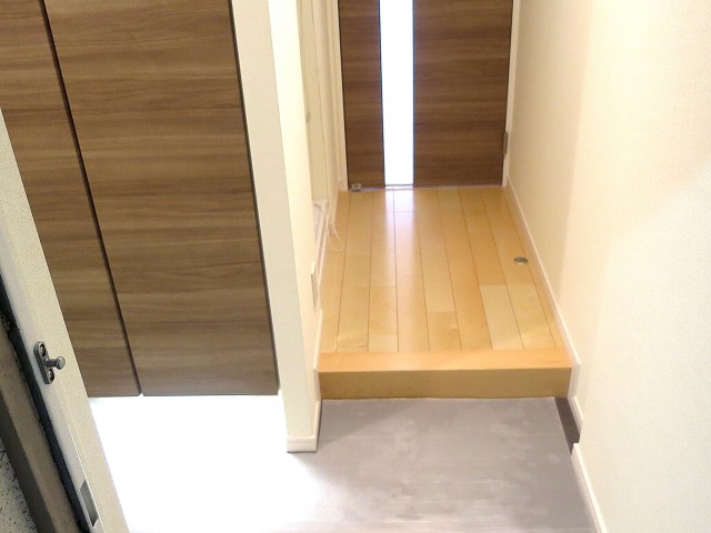 マンション目黒苑　玄関