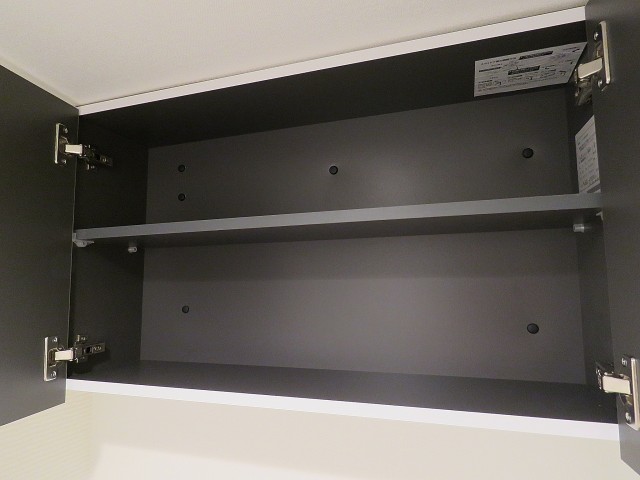 大森駅前住宅　トイレ収納