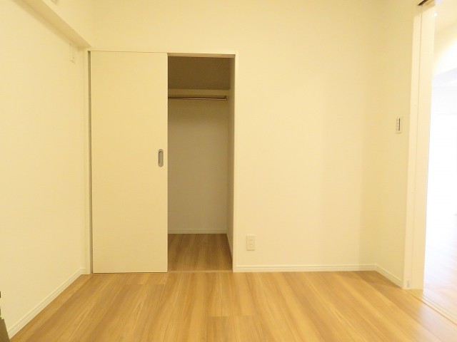 大森駅前住宅　ウォークインクローゼット
