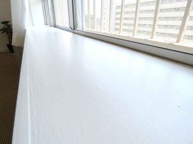 大森駅前住宅　出窓