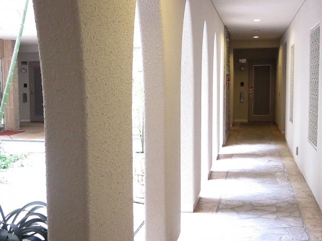 ナビウス二子玉川園　共用廊下