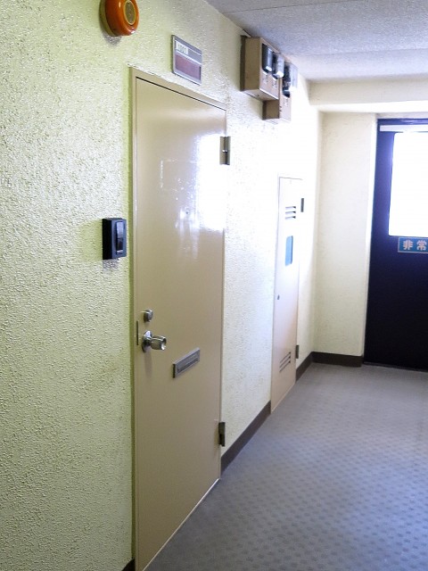 ＤＩＫマンション新橋　共用廊下