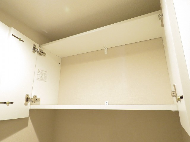 マンション南目黒苑　吊戸棚