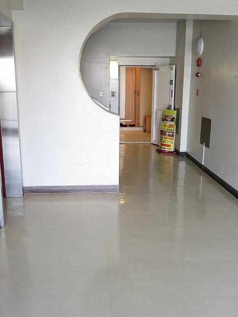 マンション南目黒苑　2Ｆエレベーターホール