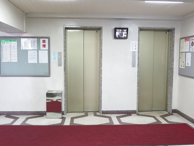 マンション南目黒苑　エレベーターホール