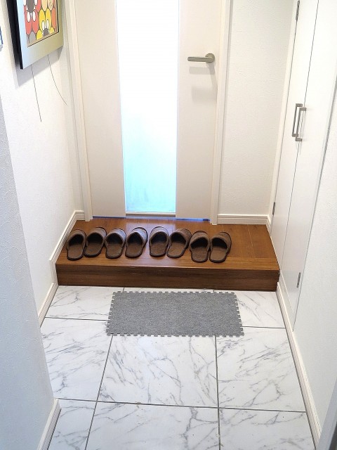 ハヤマビル　玄関