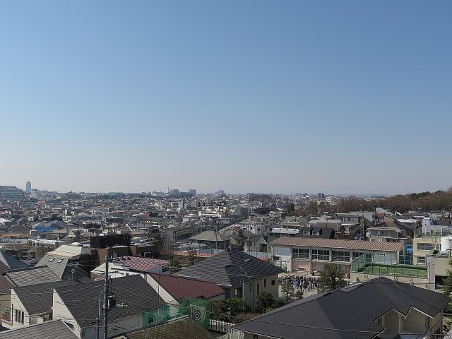 ハヤマビル　洋室6.5帖　眺望