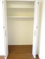 ハヤマビル 洋室クローゼット ハヤマビル 洋室クローゼット