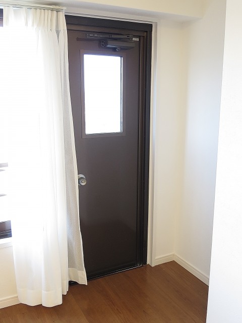 ハヤマビル　洋室6.5帖