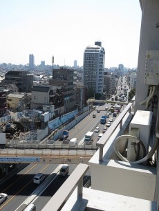 ハヤマビル 洋室約10帖 眺望 ハヤマビル 洋室約10帖 眺望