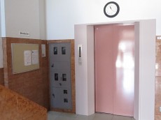 ハヤマビル エレベーターホール ハヤマビル エレベーターホール