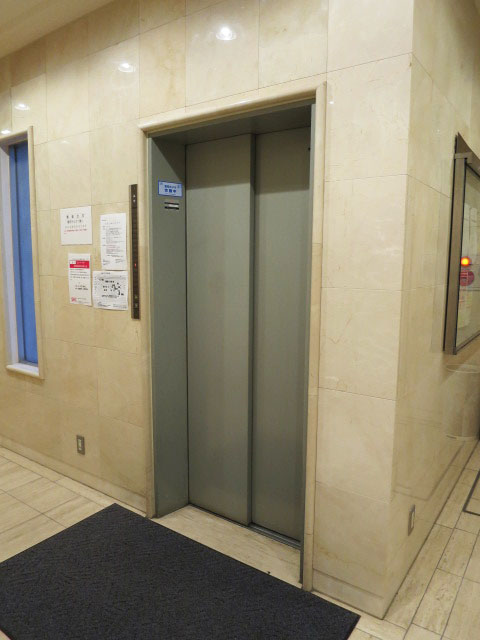 エレベーター