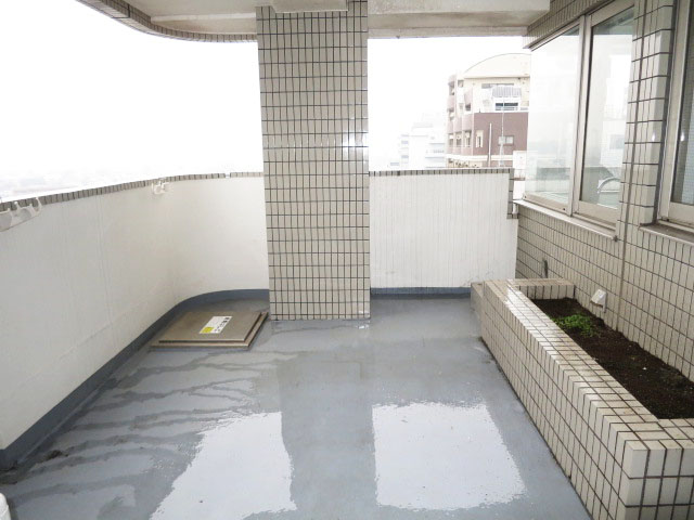 北西向きのバルコニー