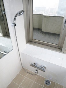 ガラス貼りのバスルーム　絶景です！